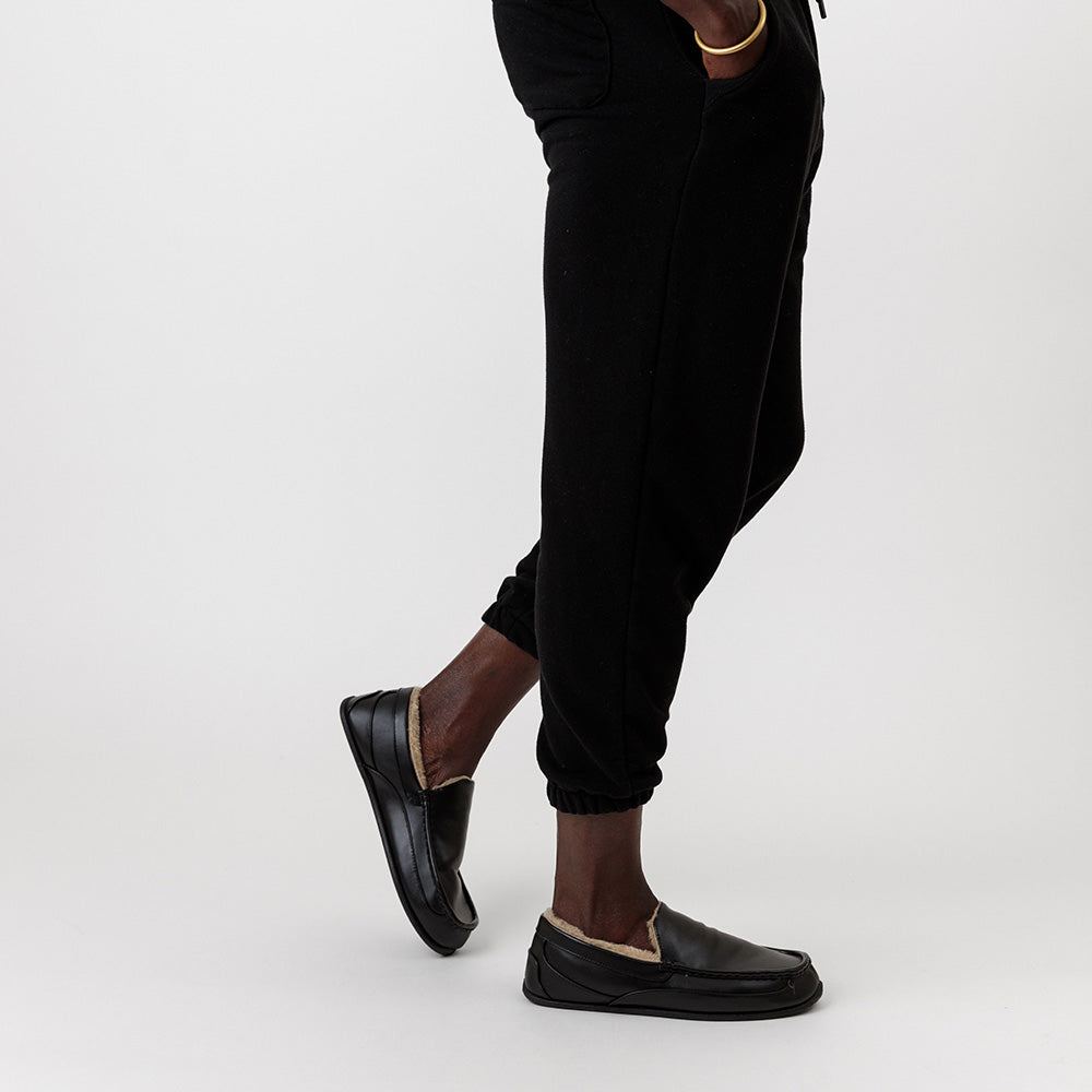 Spun Unisex Slipper in Black Faux Leather